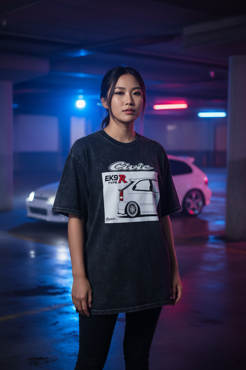 Civic EK9 Faded Black Female Lifestyle